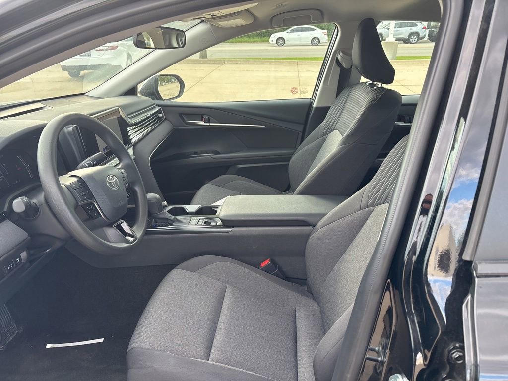 Used 2026 Toyota Camry LE FWD image 10