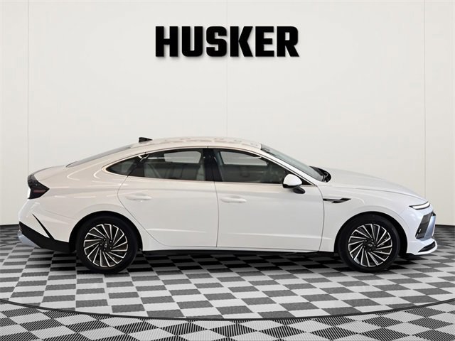 Used 2025 Hyundai Sonata SEL image 2