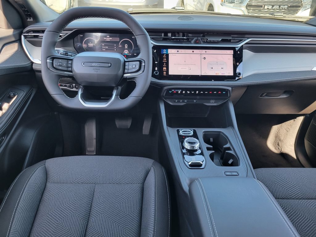 New 2026 Jeep Cherokee Laredo AWD/4WD image 4