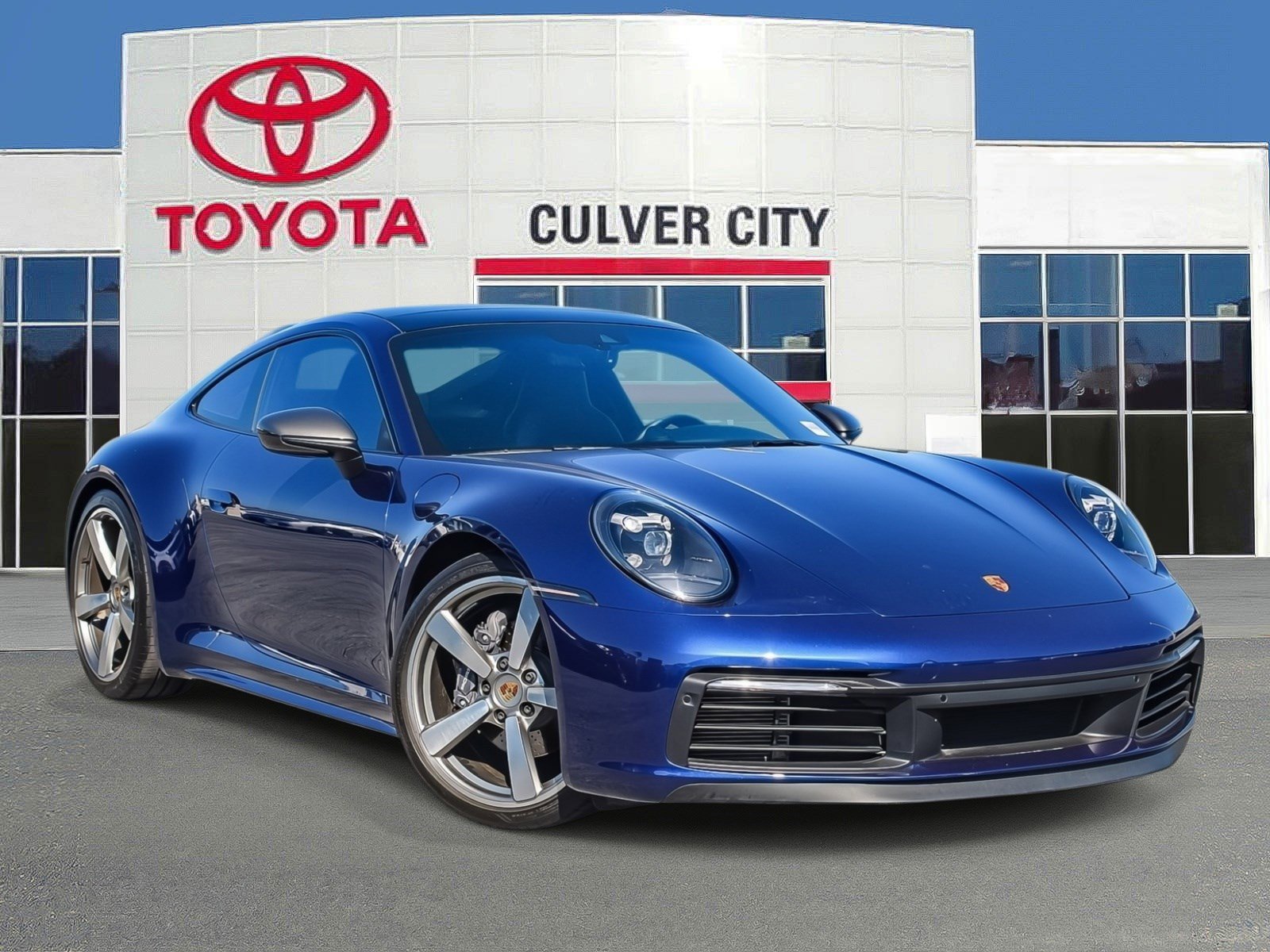 Used 2023 Porsche 911 Carrera T RWD image 1