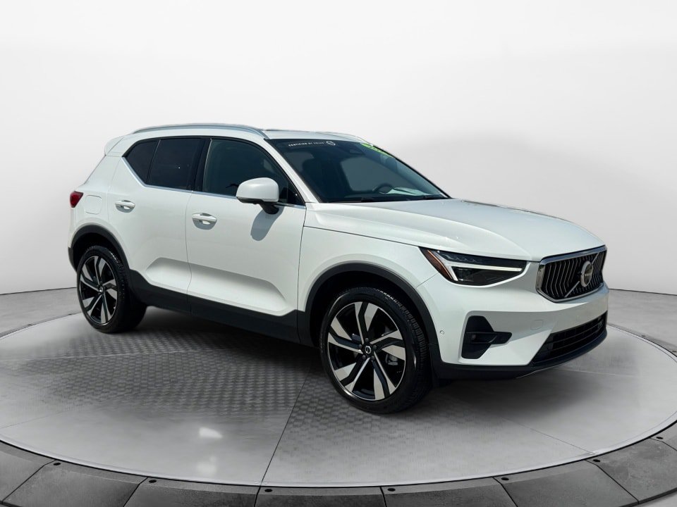 Certified 2023 Volvo XC40 B5 Ultimate w/ Climate Package