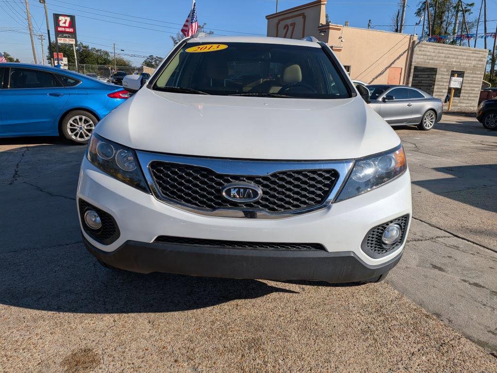 Used 2013 Kia Sorento LX w/ Convenience Pkg image 2