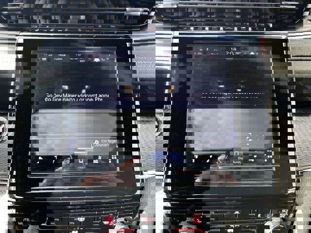 Used 2024 Jeep Grand Cherokee L Altitude image 31