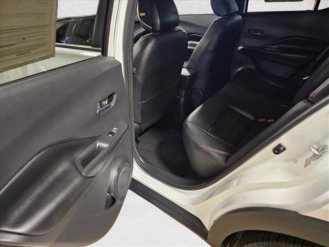 Used 2020 Nissan Kicks SR w/ SR Premium Package FWD image 19