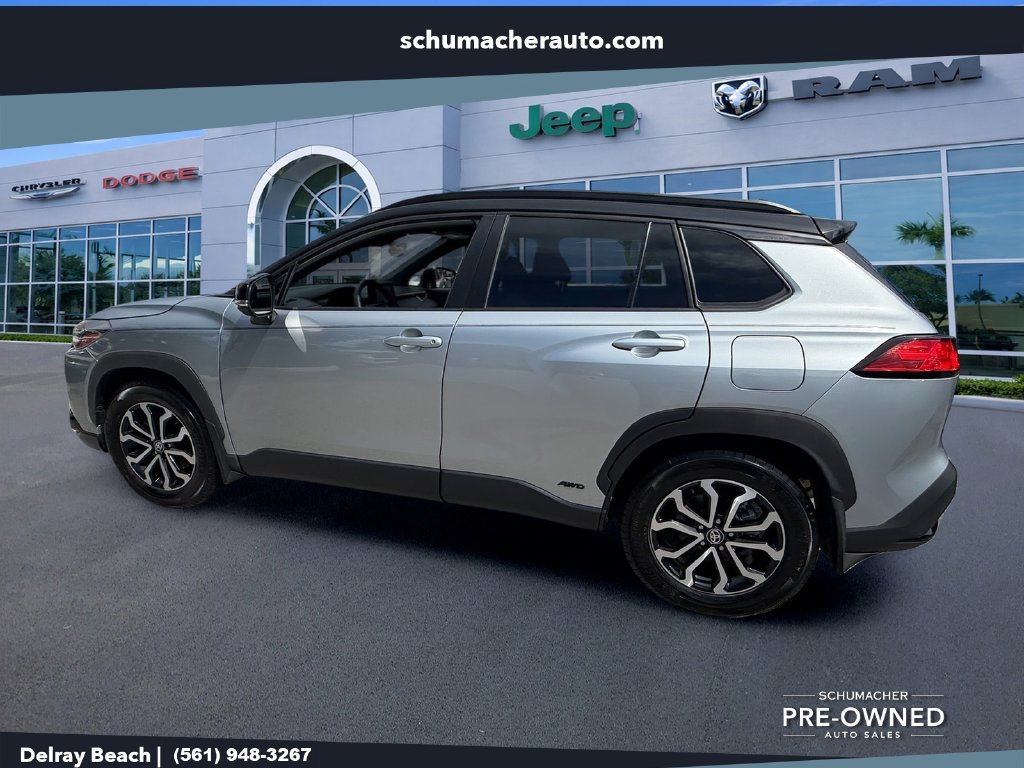 Used 2024 Toyota Corolla Cross AWD Hybrid w/ Moonroof Package image 5