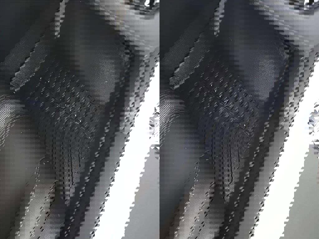 Used 2023 Honda Civic Sport image 27