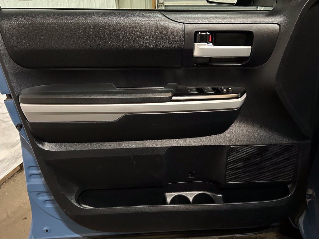 Used 2019 Toyota Tundra SR5 AWD/4WD image 16