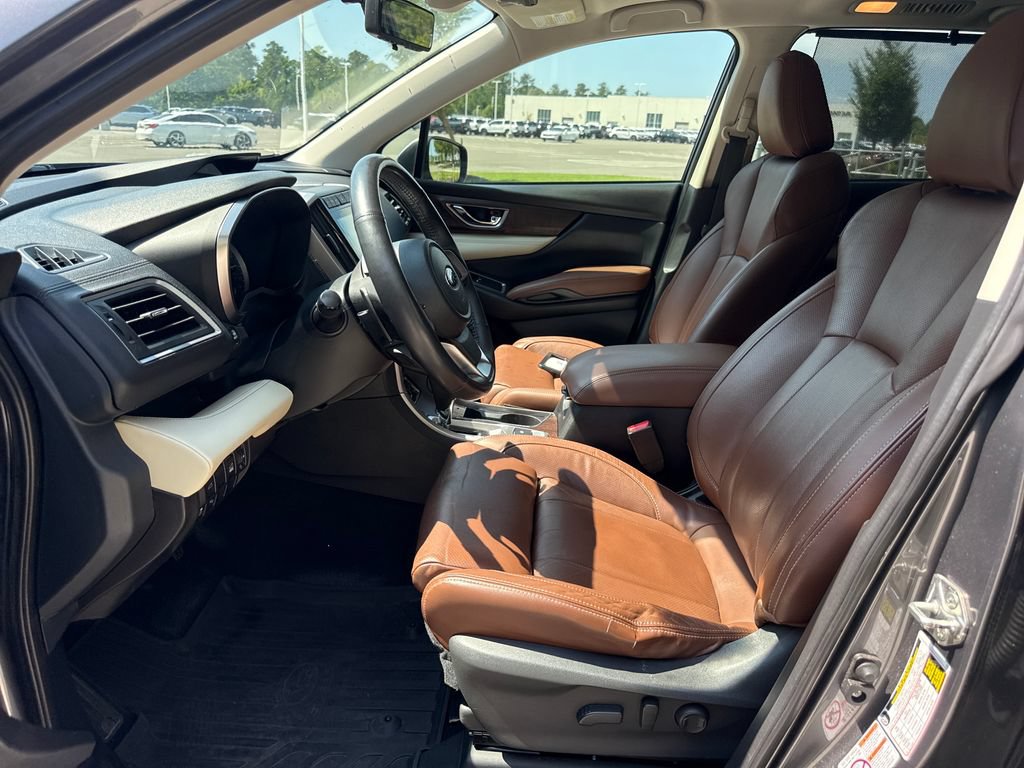 Used 2019 Subaru Ascent Touring w/ Popular Package #2 AWD/4WD image 12