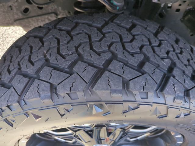 Used 2023 Ford F150 Lariat w/ Equipment Group 502A High image 11