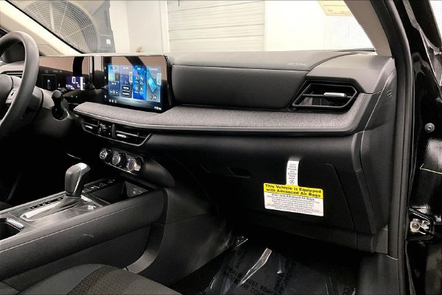 New 2027 Nissan Kicks S FWD image 34