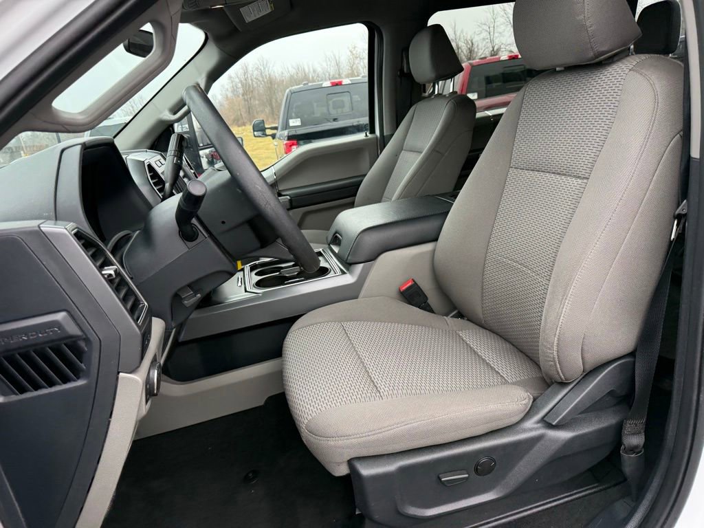 Used 2022 Ford F250 XLT w/ XLT Premium Package image 21