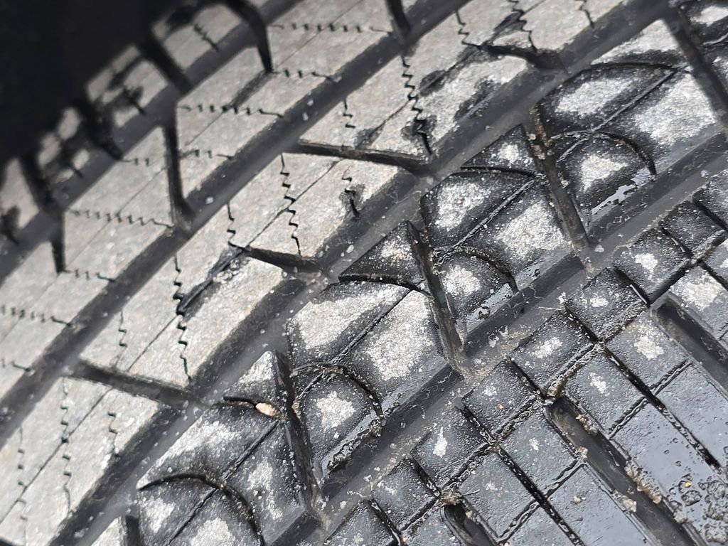 Certified 2025 Mercedes-Benz GLE 53 AMG 4MATIC Coupe image 11