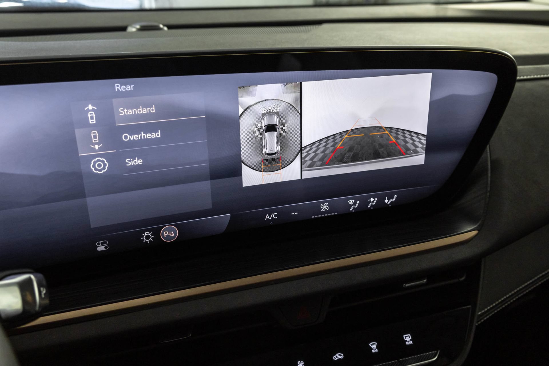 Used 2025 Buick Envision Sport Touring AWD/4WD image 11