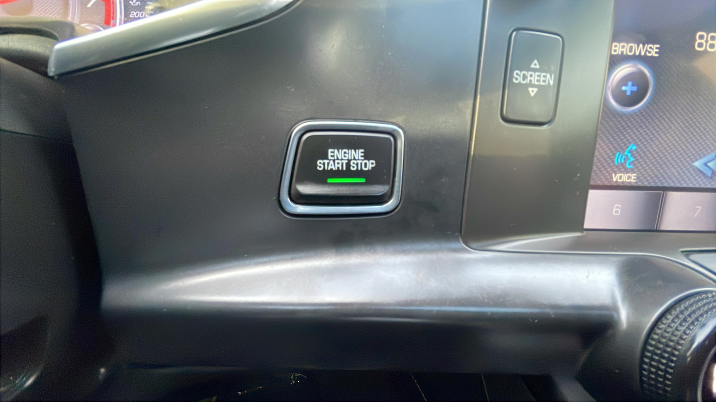 Used 2015 Chevrolet Corvette Stingray Coupe RWD image 23