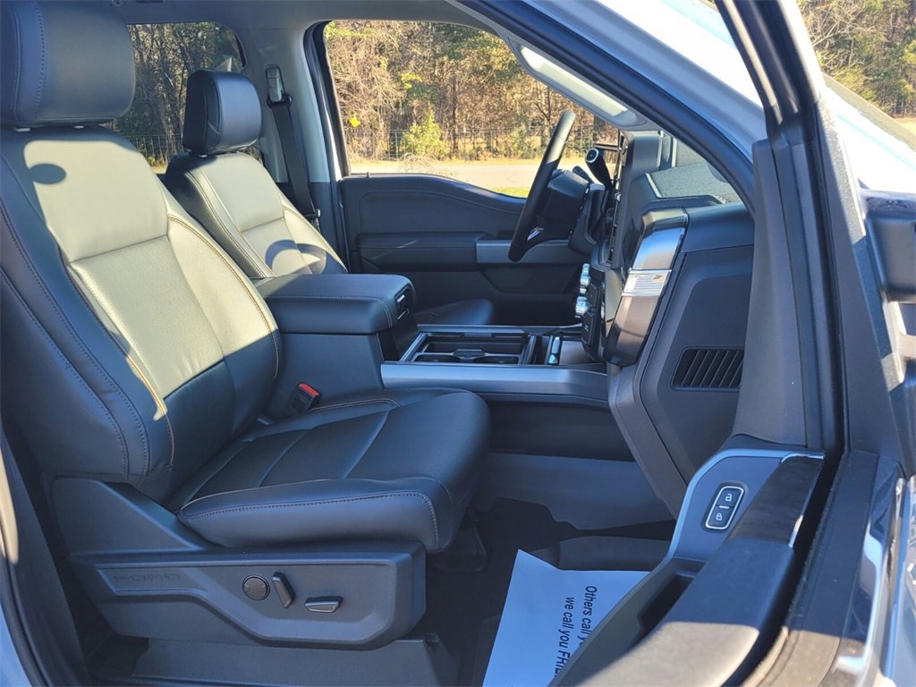 New 2026 Ford F350 Lariat w/ Lariat Premium Package image 14