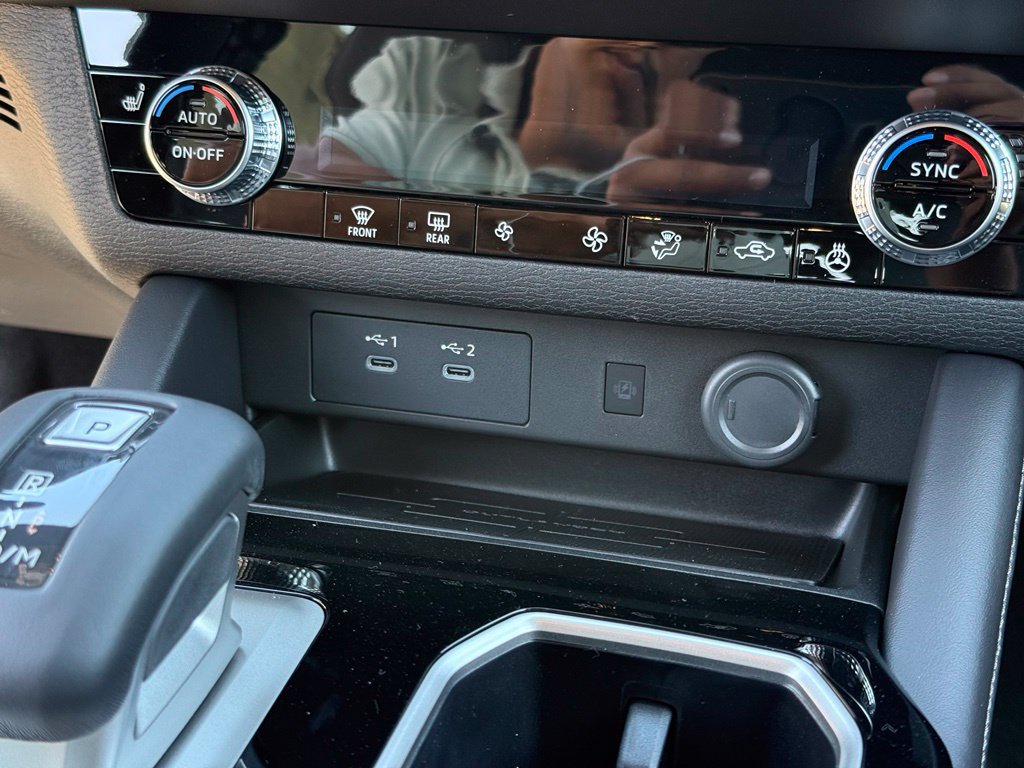 New 2026 Mitsubishi Outlander LE FWD image 28