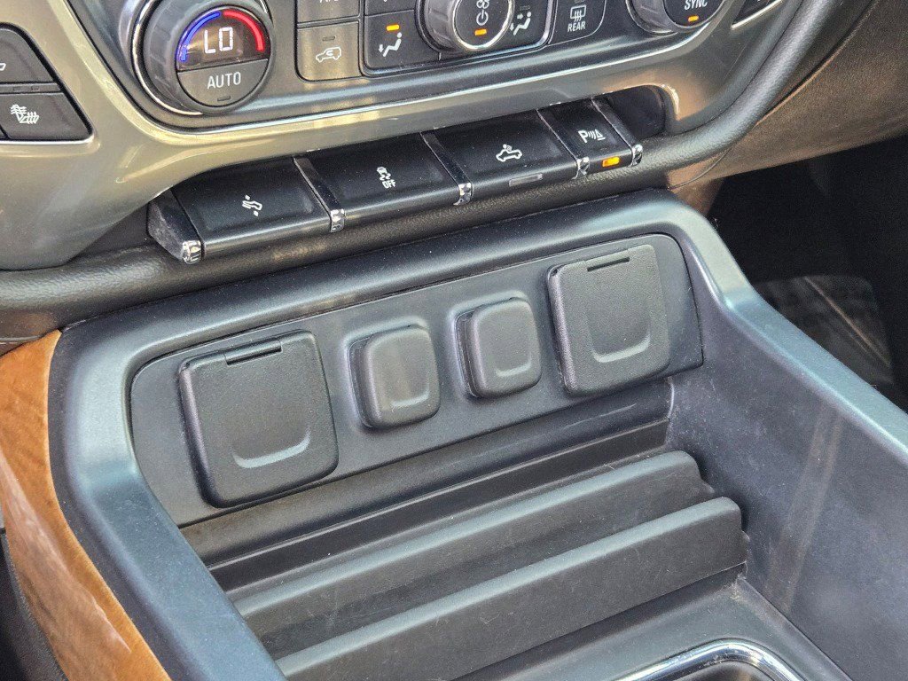 Used 2017 Chevrolet Silverado 1500 LTZ w/ High Desert Package image 28