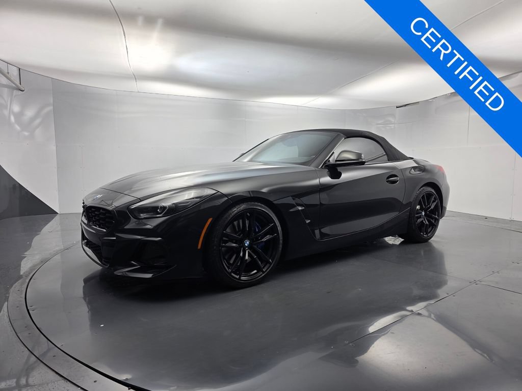 Certified 2023 BMW Z4 M40i w/ Premium Package RWD image 9