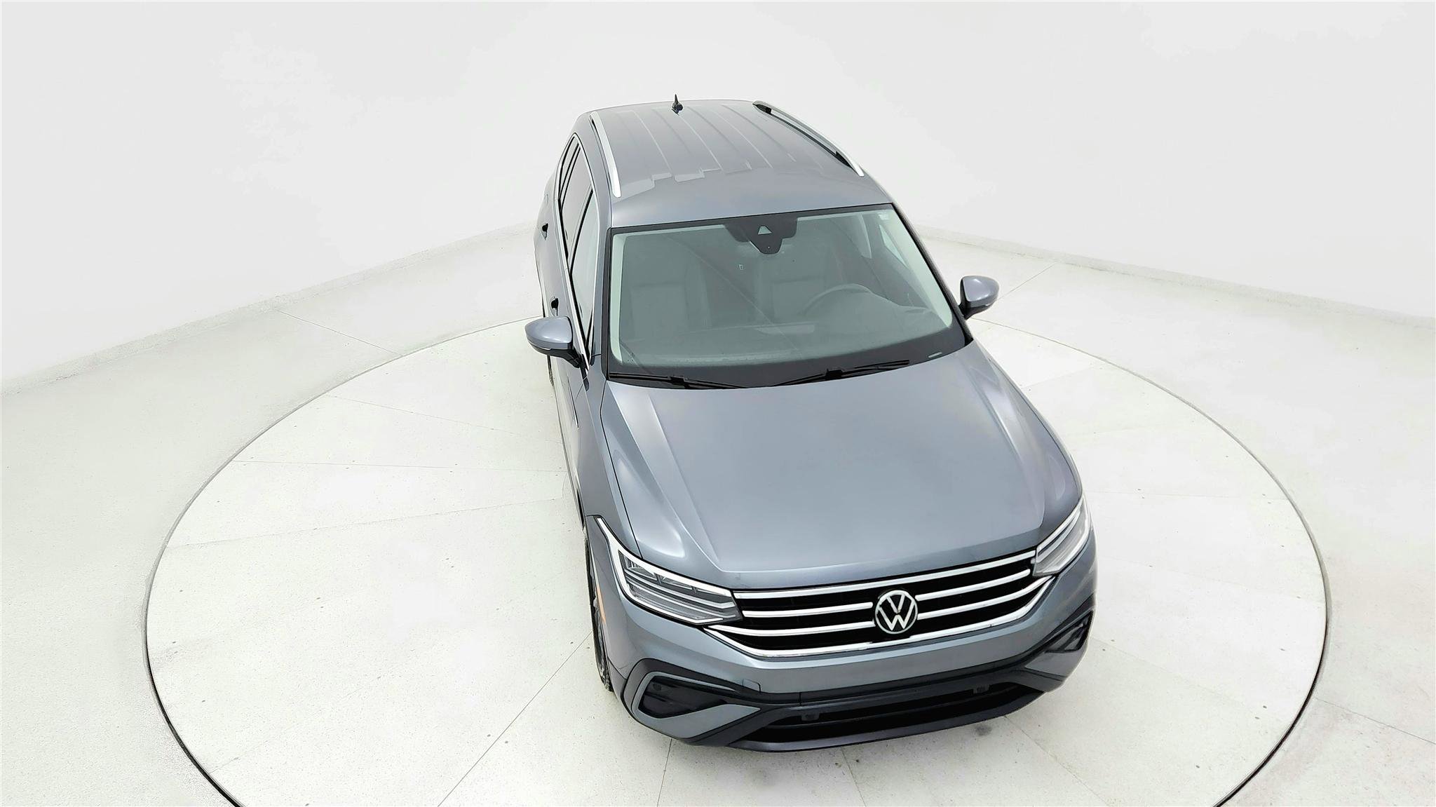 Used 2024 Volkswagen Tiguan SE image 20