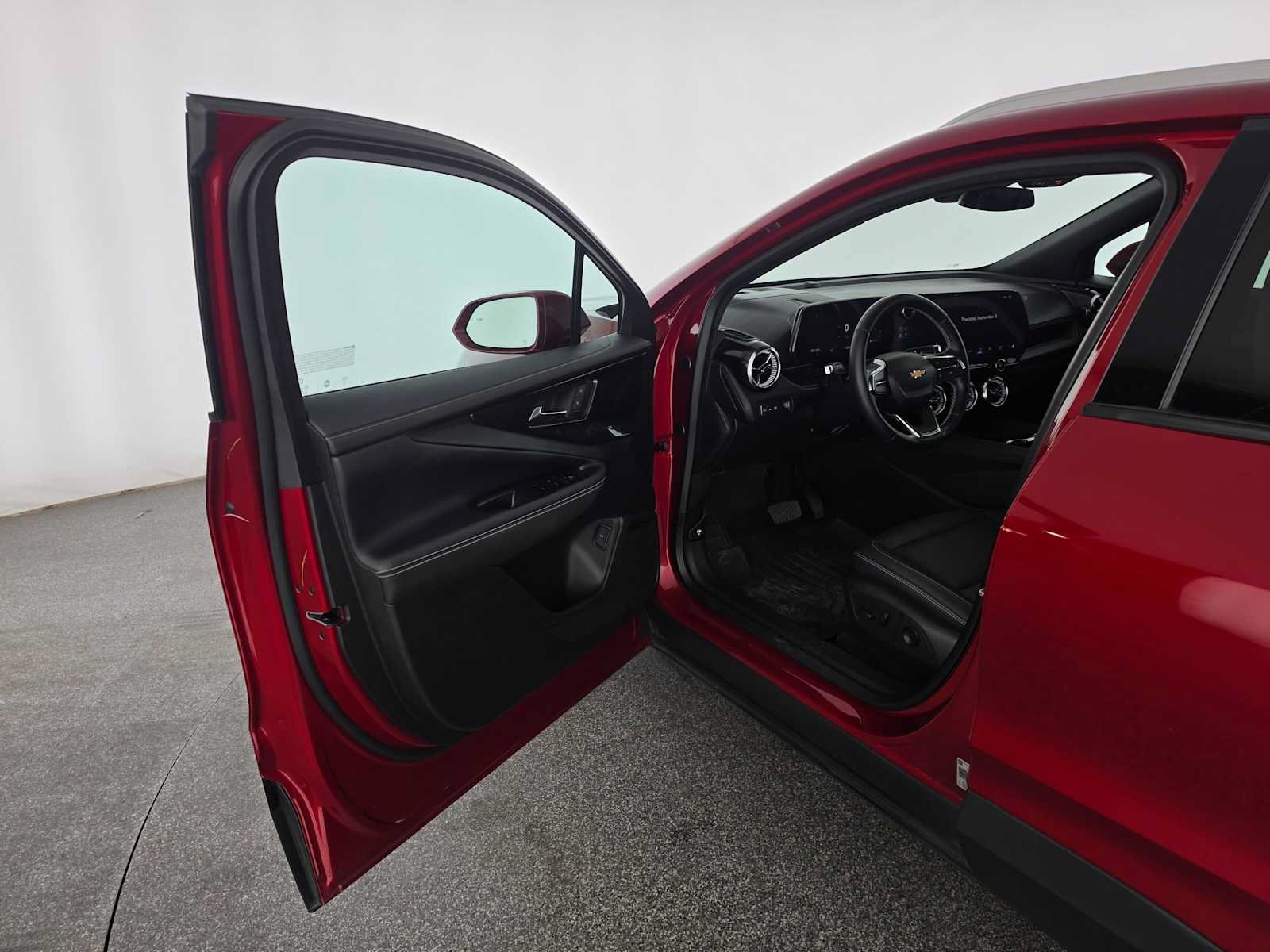 Used 2024 Chevrolet Blazer EV LT AWD/4WD image 19