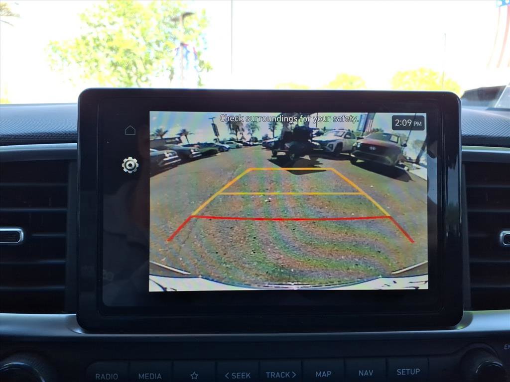 Certified 2025 Hyundai Venue Limited image 21