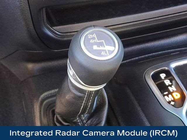 Used 2025 Jeep Gladiator Sport AWD/4WD image 18