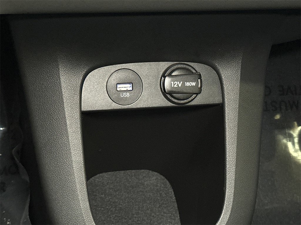 Used 2024 Hyundai Ioniq 5 Limited image 32