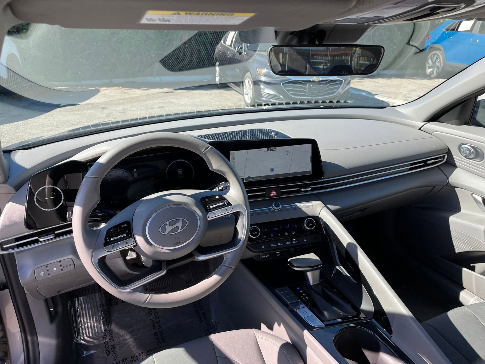 Used 2025 Hyundai Elantra SEL image 36