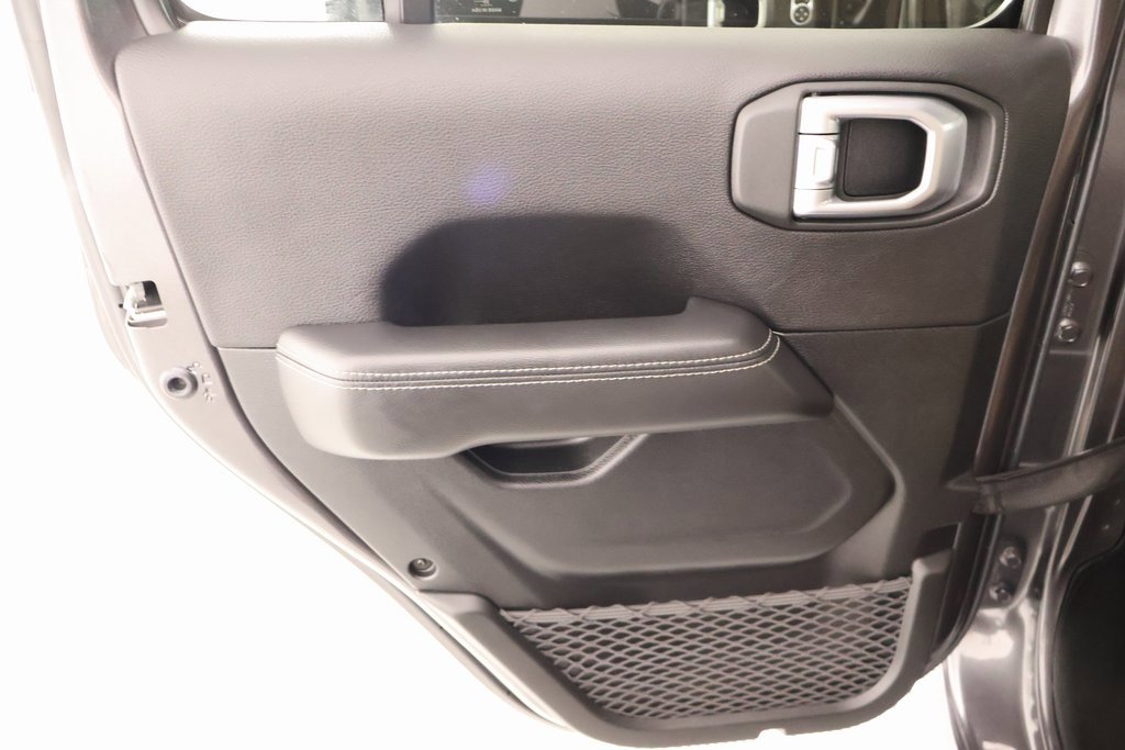 Used 2021 Jeep Wrangler Unlimited Rubicon image 17