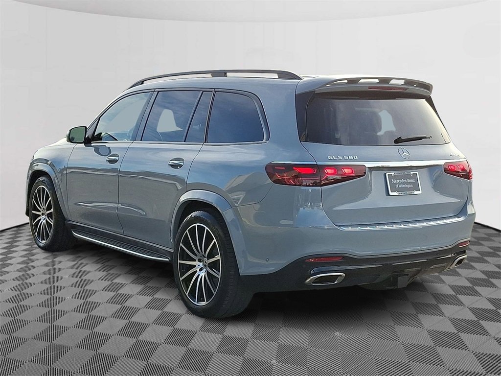 Used 2025 Mercedes-Benz GLS 580 GLS 580 image 4