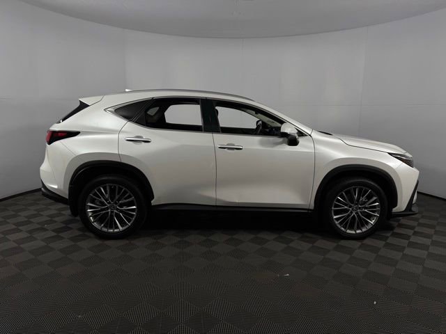 Used 2022 Lexus NX 350 AWD w/ Luxury Package image 10