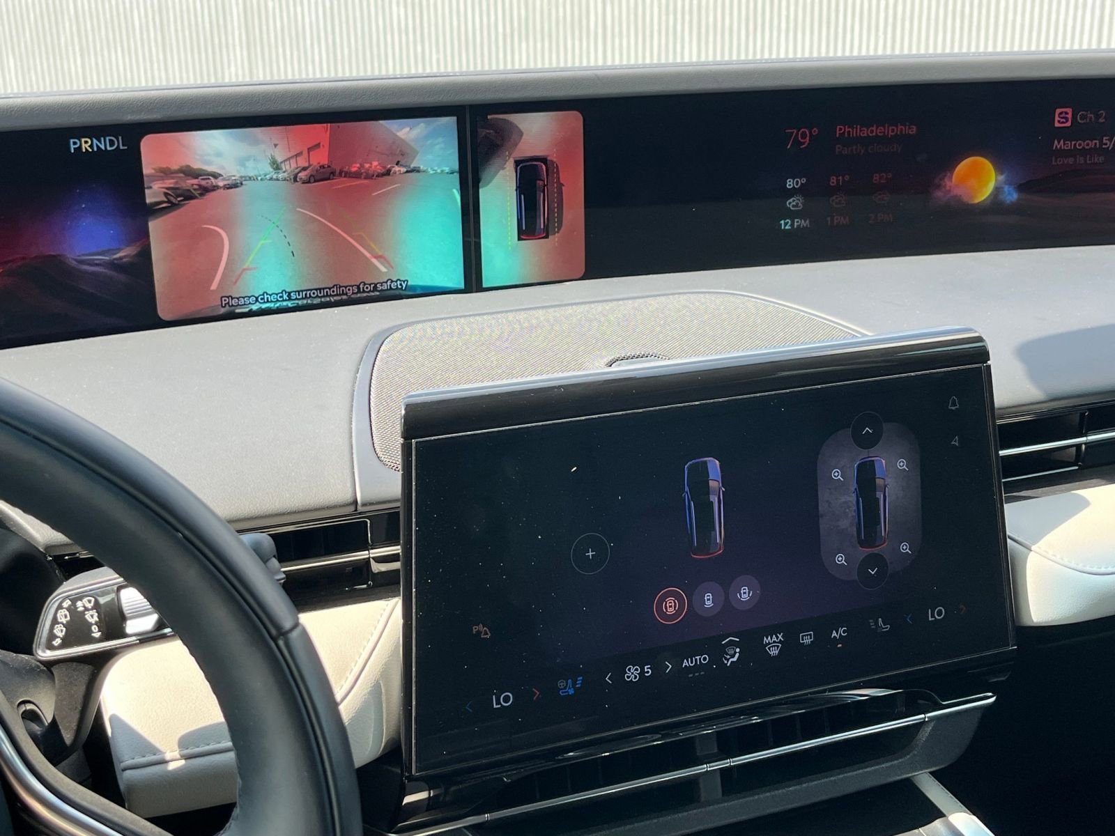 Used 2024 Lincoln Nautilus Reserve image 17