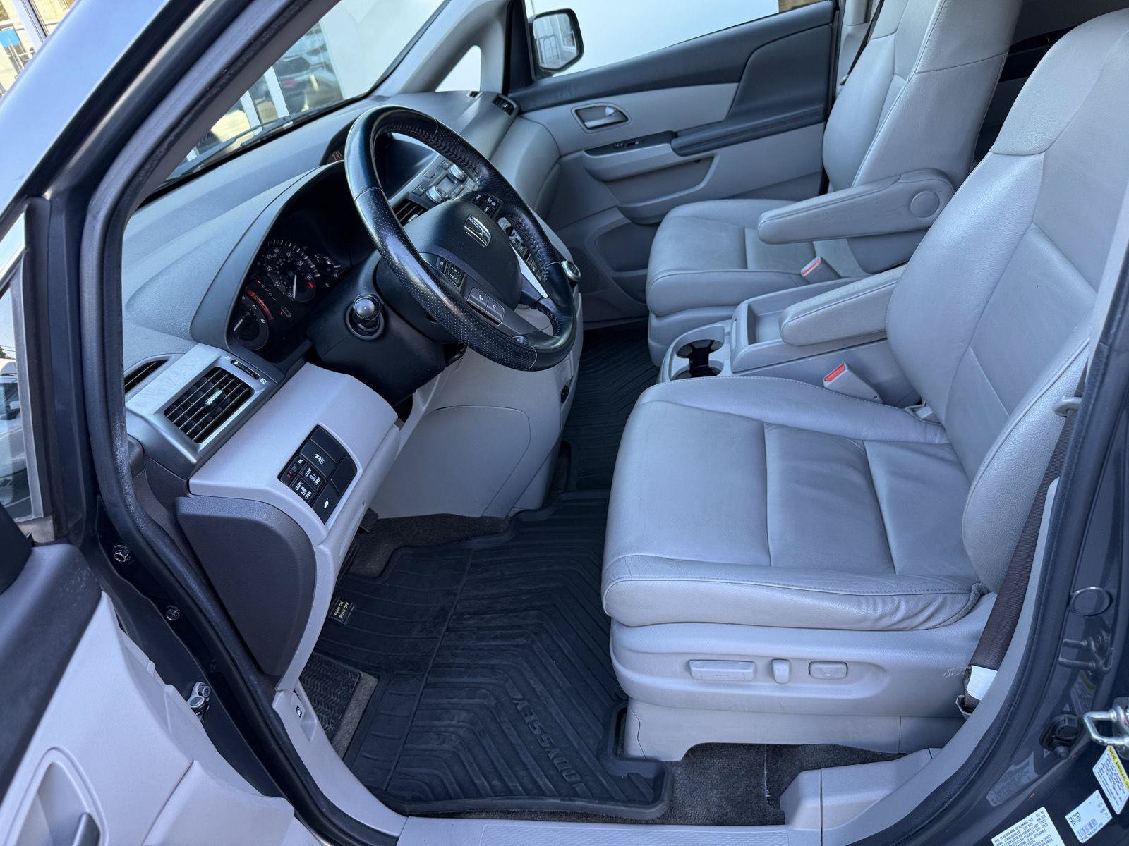 Used 2013 Honda Odyssey EX-L image 12