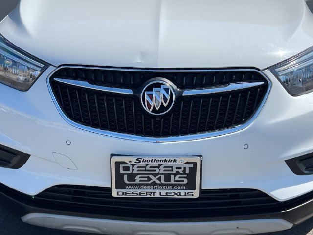 Used 2021 Buick Encore Preferred w/ Safety Package II AWD/4WD image 4