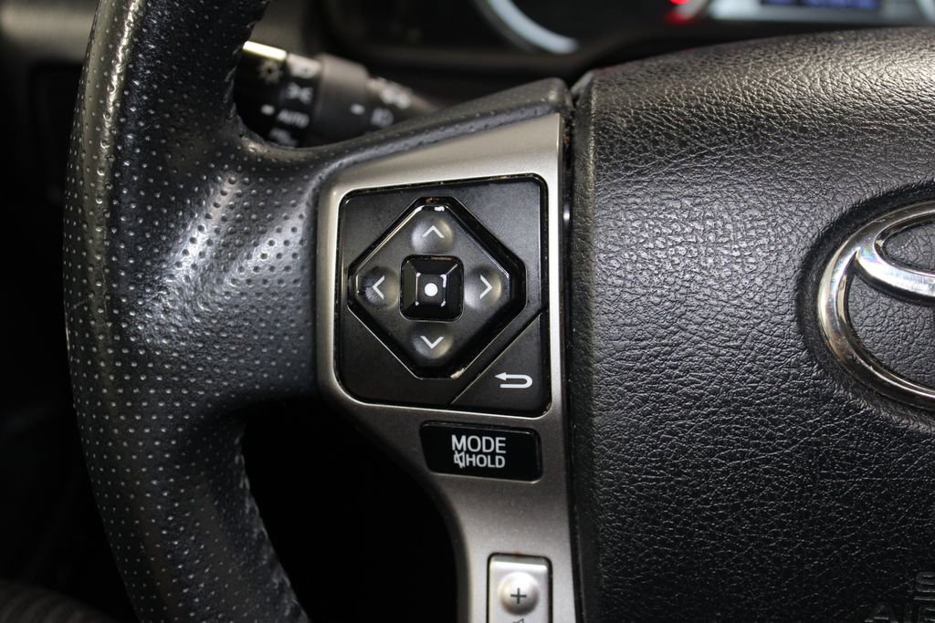 Used 2016 Toyota 4Runner Limited image 36