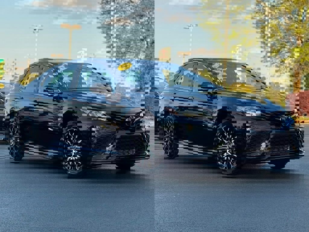 Certified 2024 Toyota Camry SE image 2