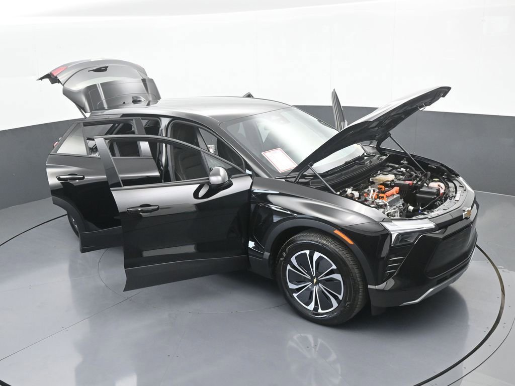 Used 2025 Chevrolet Blazer EV LT image 77