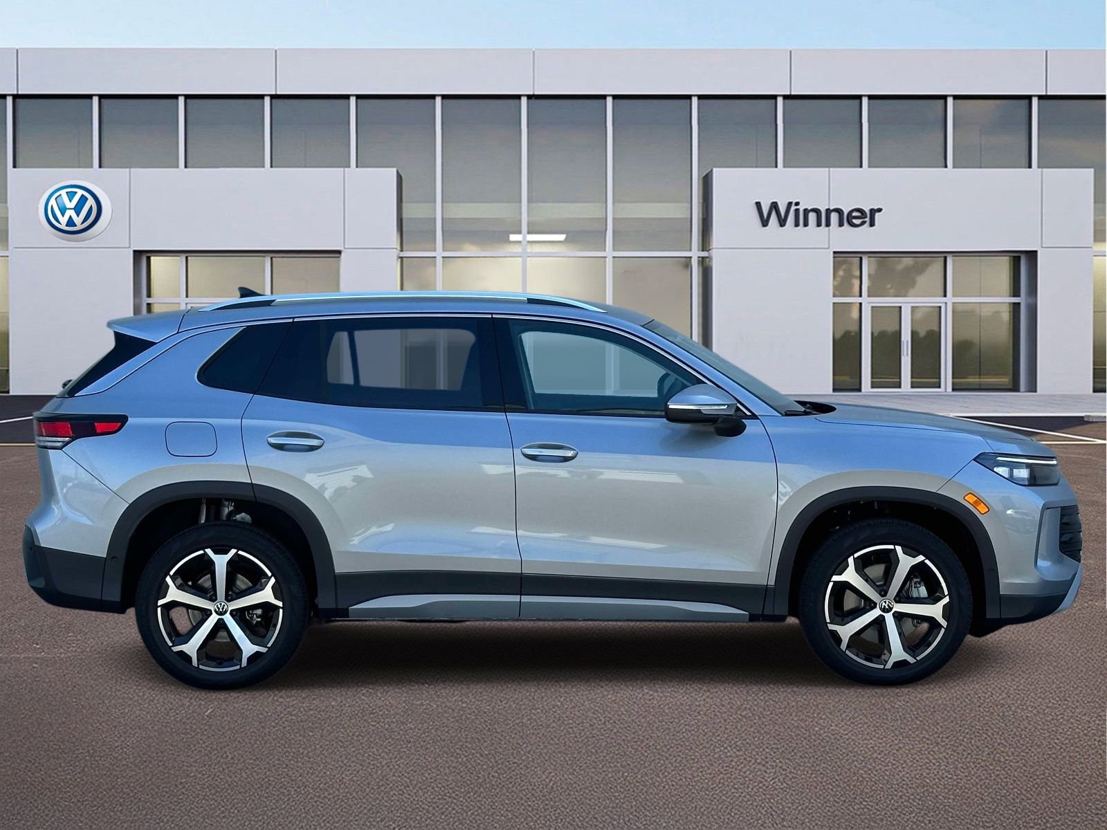 New 2026 Volkswagen Tiguan SE image 6