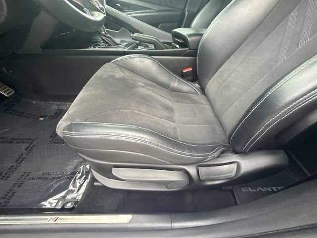 Used 2022 Hyundai Elantra N FWD image 12