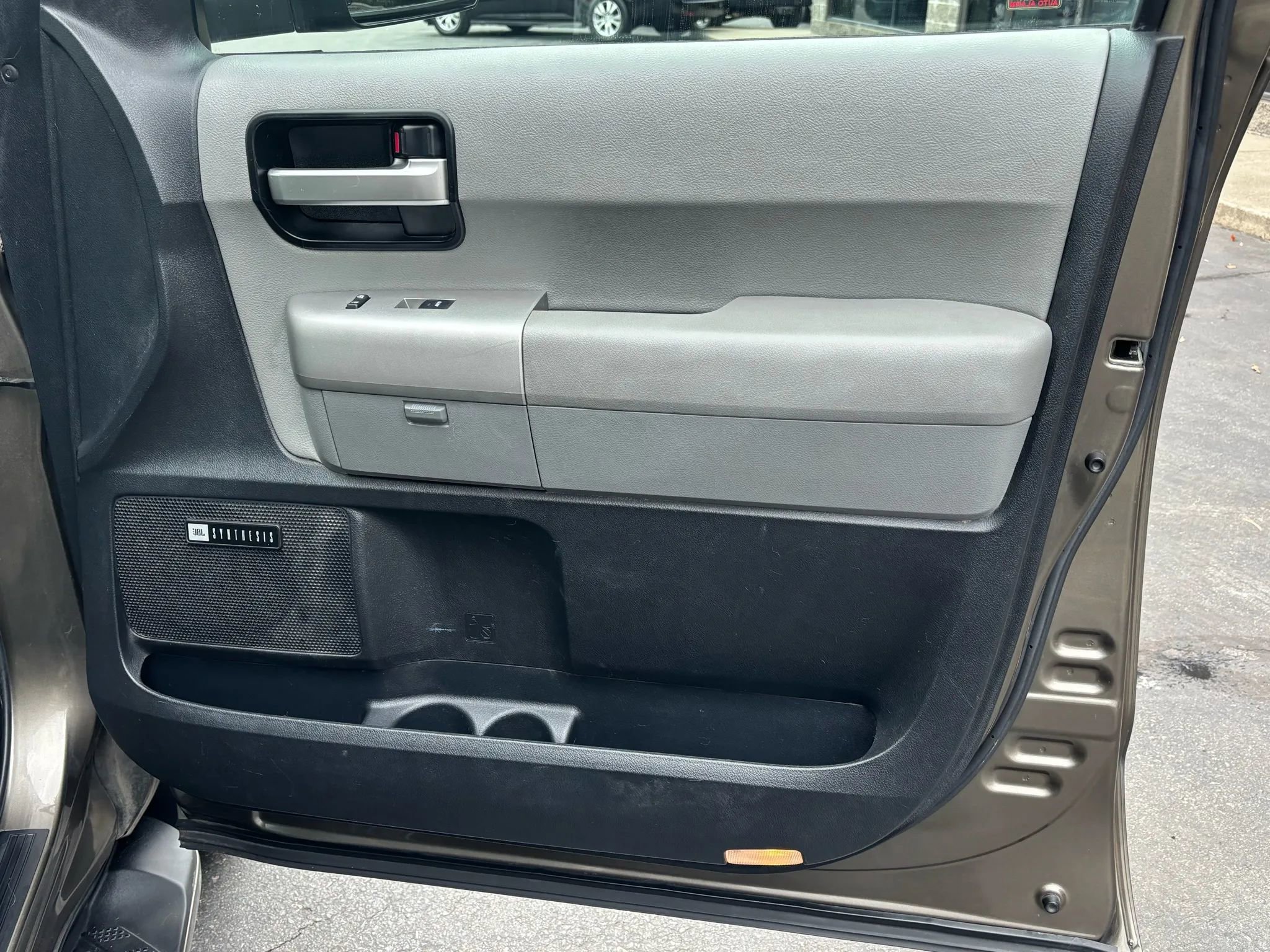 Used 2008 Toyota Sequoia Limited RWD image 14