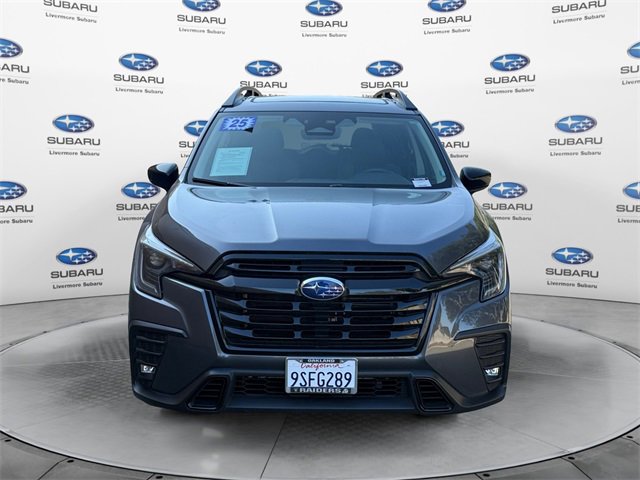 Used 2025 Subaru Ascent Onyx Edition w/ Onyx Package image 2