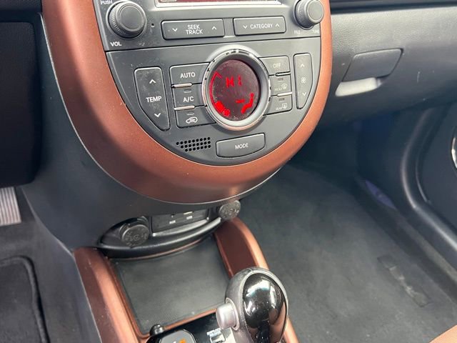 Used 2012 Kia Soul ! w/ Red Rock Special Edition Pkg image 22