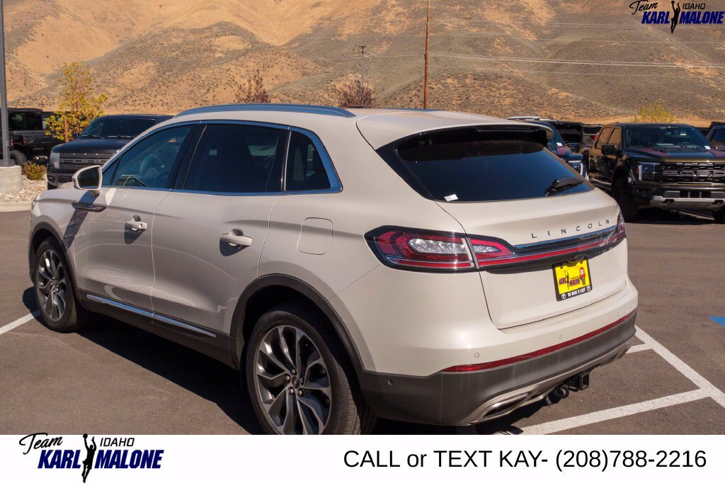 Used 2023 Lincoln Nautilus Reserve w/ Equipment Group 201A AWD/4WD image 11