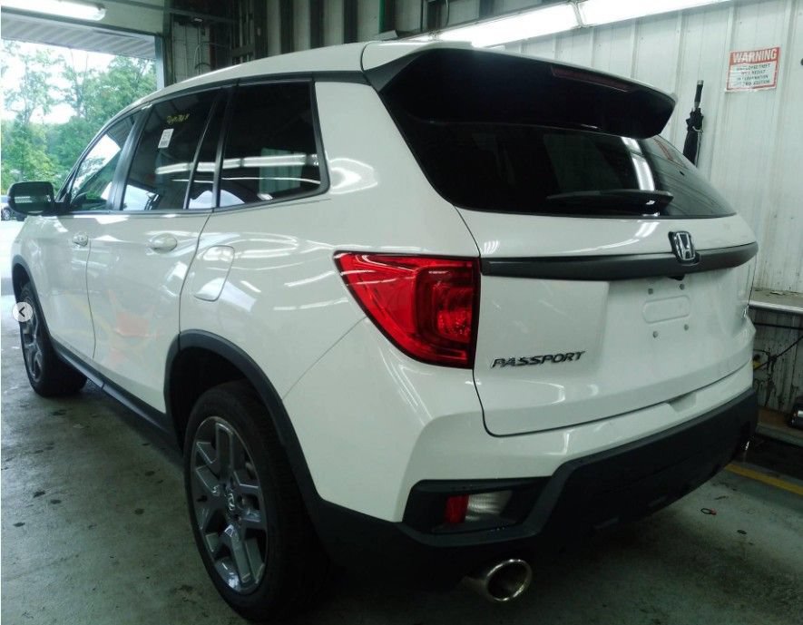 Used 2023 Honda Passport EX-L image 4