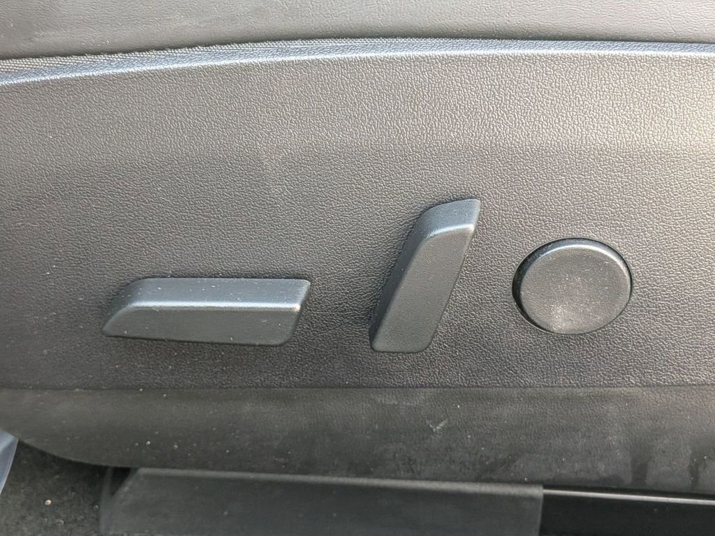 Used 2018 Tesla Model 3 Long Range image 18