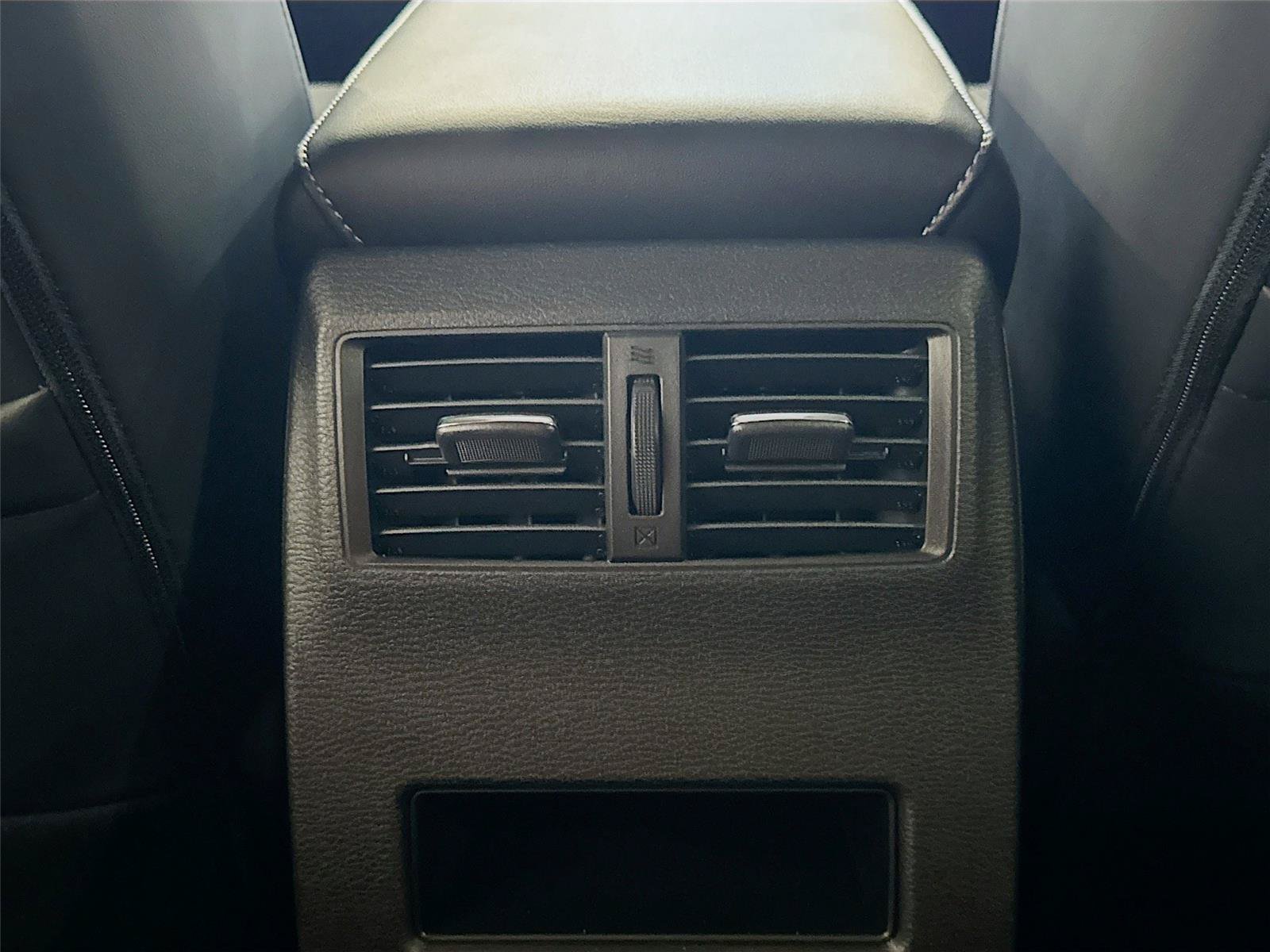 New 2026 Mitsubishi Outlander SE FWD image 20