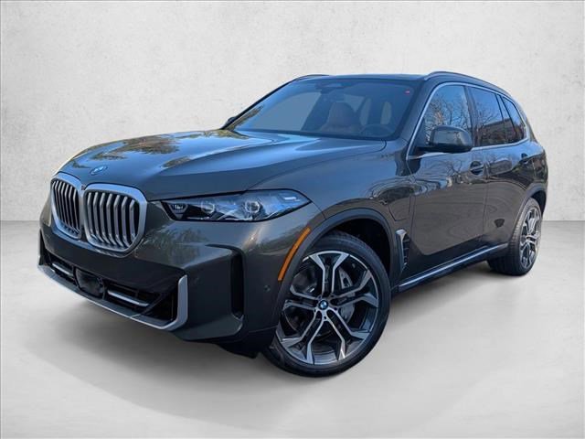 New 2026 BMW X5 xDrive50e w/ Premium Package
