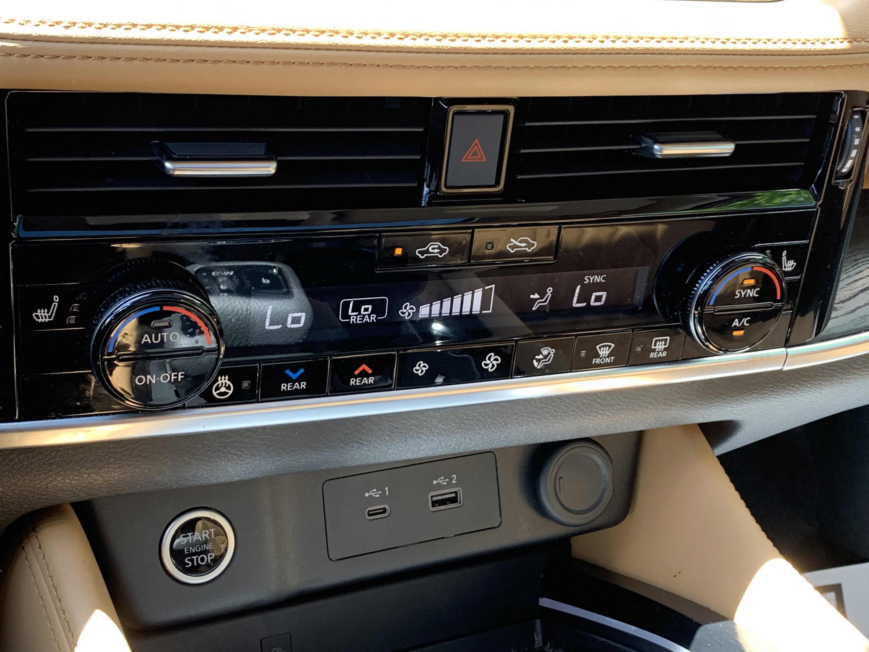 Used 2023 Nissan Rogue Platinum image 43