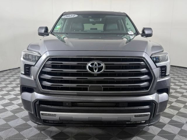 Used 2023 Toyota Sequoia Limited w/ Tow Technology Package AWD/4WD image 11