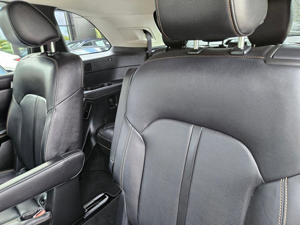 Certified 2024 MAZDA CX-90 Plug-In Hybrid w/ Preferred AWD/4WD image 14